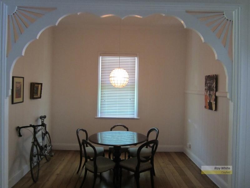 16 Lucy Street, Albion QLD 4010