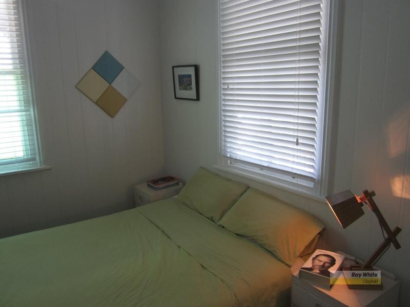 16 Lucy Street, Albion QLD 4010