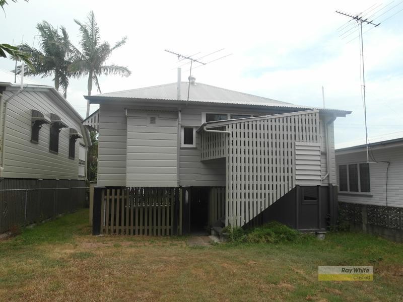 17 Dobson Street, Ascot QLD 4007