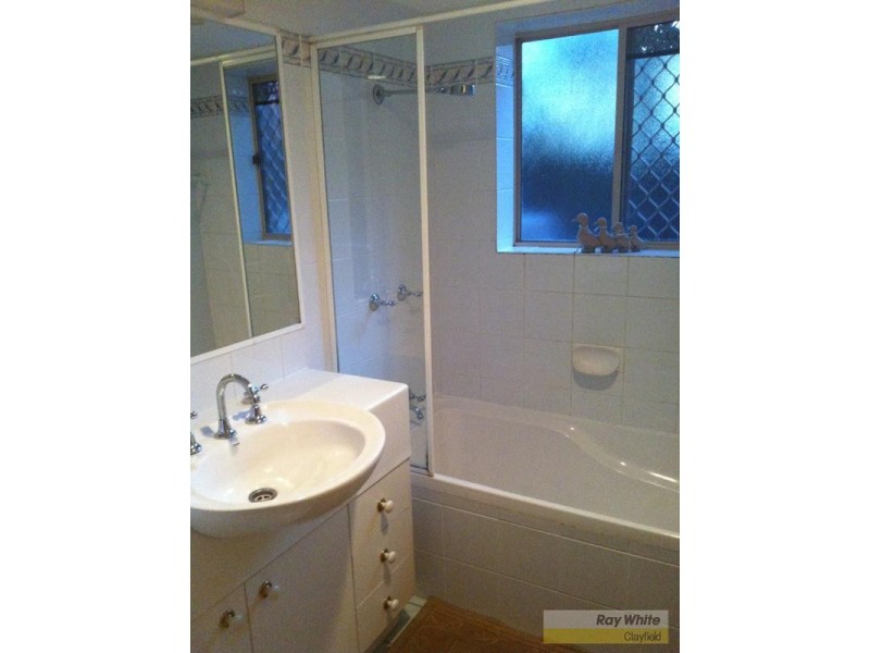 2/58 Lisson Grove, Wooloowin QLD 4030