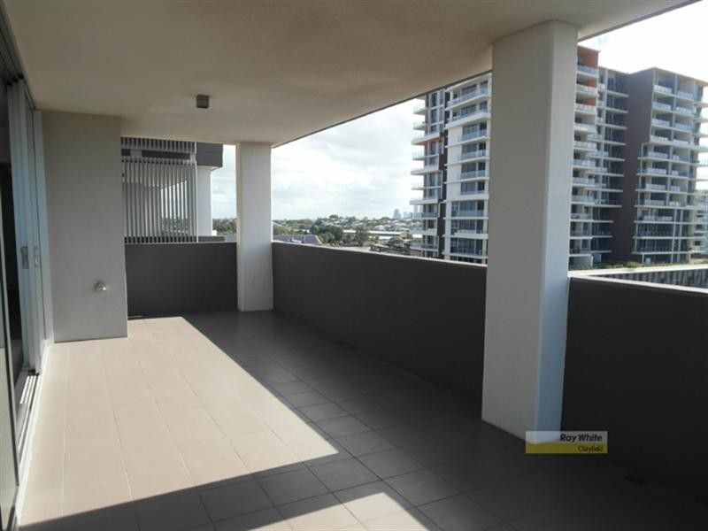 867/43 Hercules Street, Hamilton QLD 4007