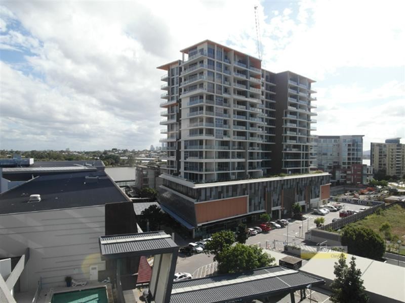 867/43 Hercules Street, Hamilton QLD 4007