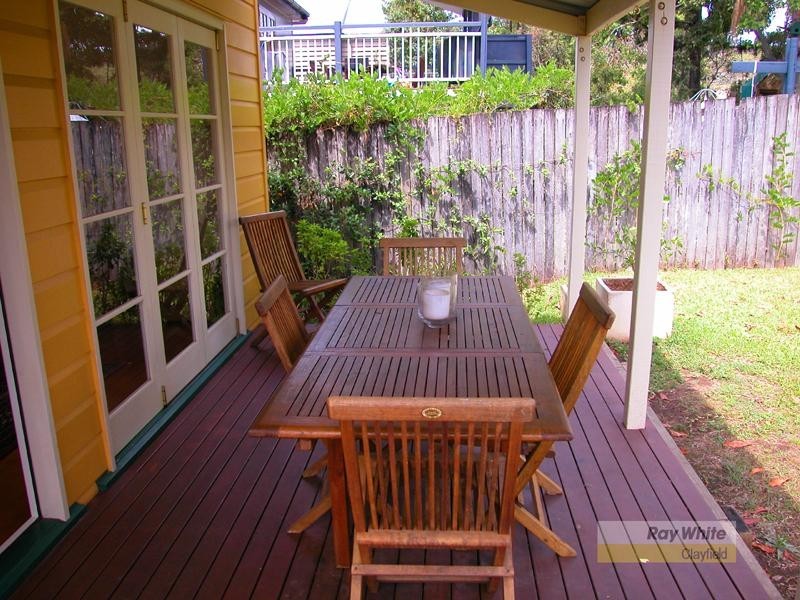 33 McIntyre Street, Wooloowin QLD 4030