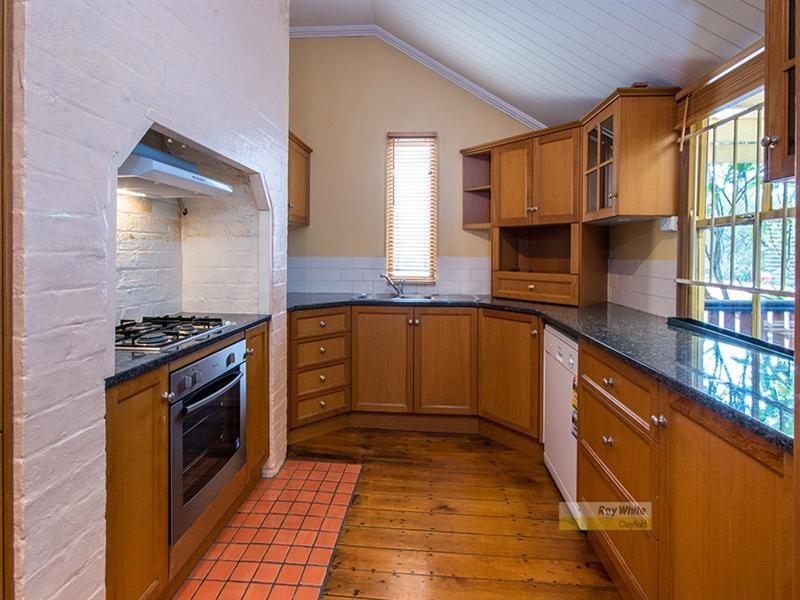 6 Queens Road, Hamilton QLD 4007