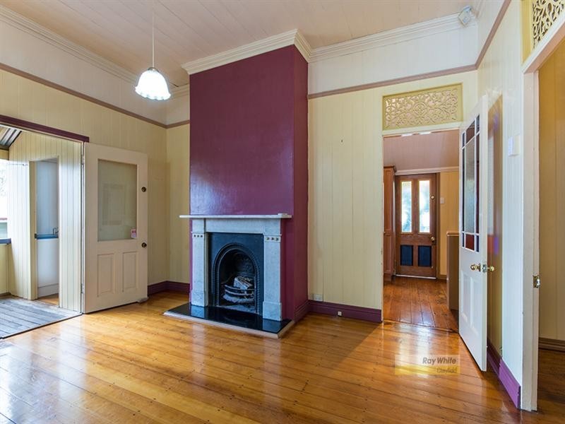 6 Queens Road, Hamilton QLD 4007