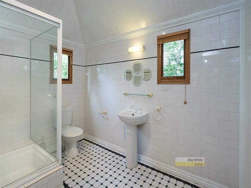 6 Queens Road, Hamilton QLD 4007