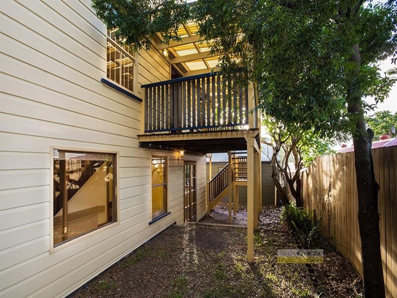 6 Queens Road, Hamilton QLD 4007