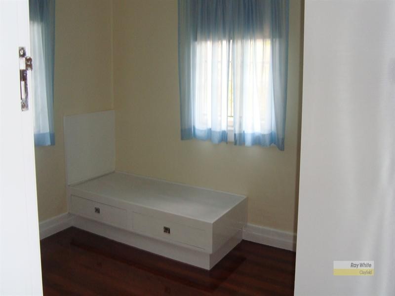 20 Highcrest Avenue, Wavell Heights QLD 4012