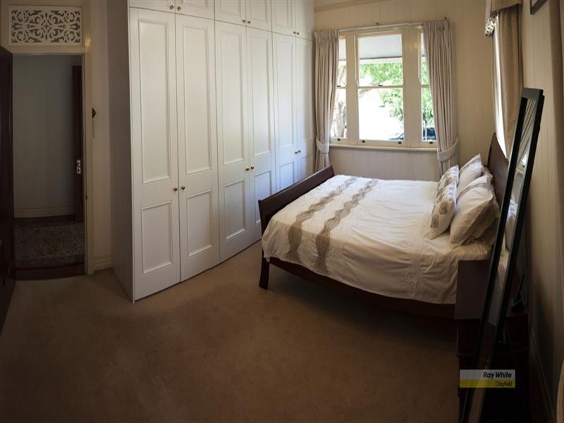 23 Balowrie Street, Hamilton QLD 4007