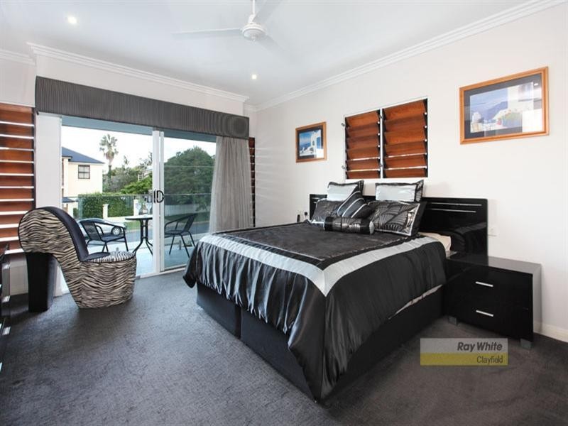 32 Blaikie Street, Hendra QLD 4011