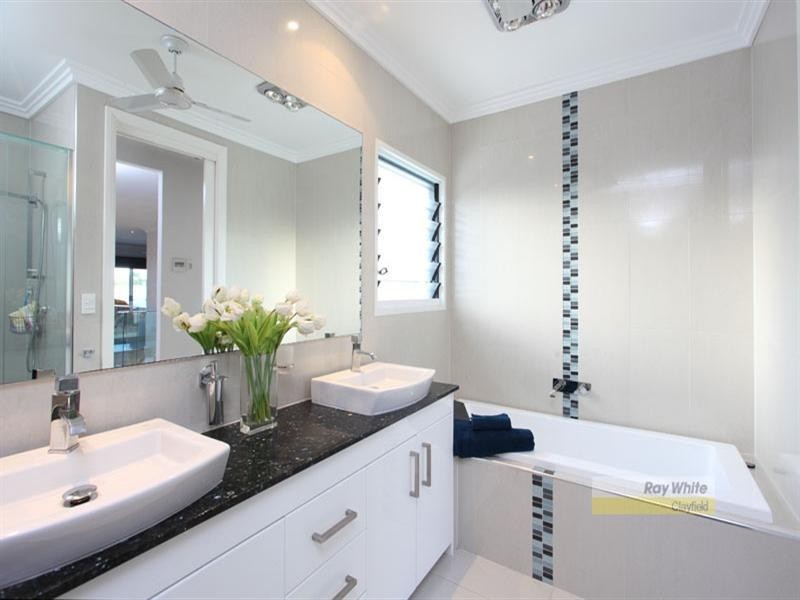 32 Blaikie Street, Hendra QLD 4011