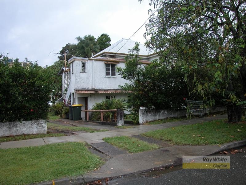 27 Allen Street, Hamilton QLD 4007