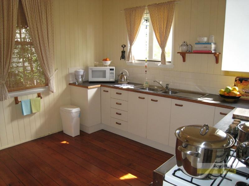 9 Dalziel Street, Nundah QLD 4012