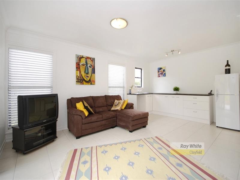 21 Cromwell Street, Wooloowin QLD 4030