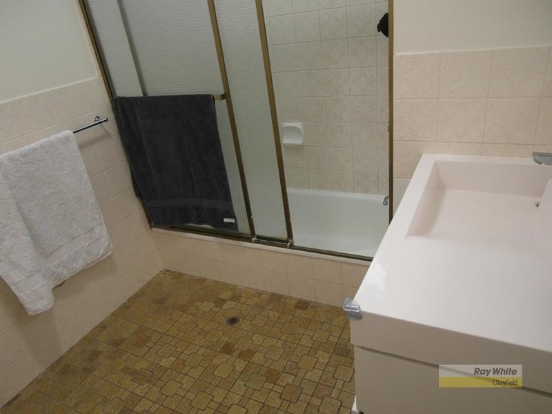 4/142 Windermere Road, Hamilton QLD 4007