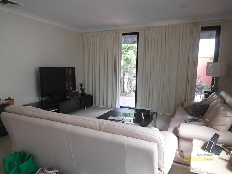 1/22 Vine Street, Ascot QLD 4007