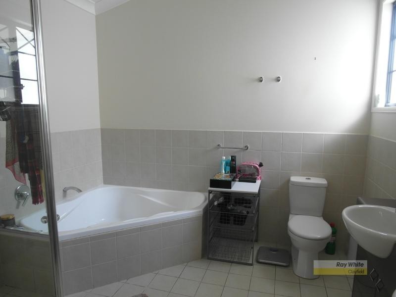 1/22 Vine Street, Ascot QLD 4007