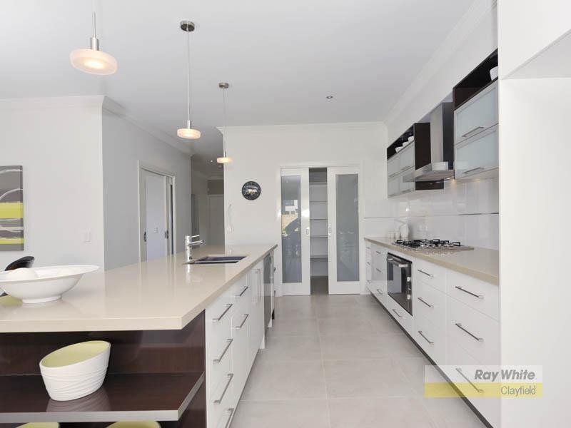 4 School Street, Hendra QLD 4011