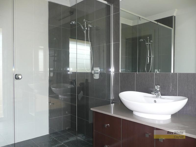 4 School Street, Hendra QLD 4011