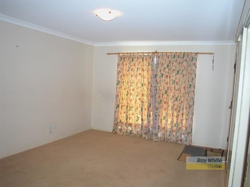 2 Manitoba Place, Wavell Heights QLD 4012