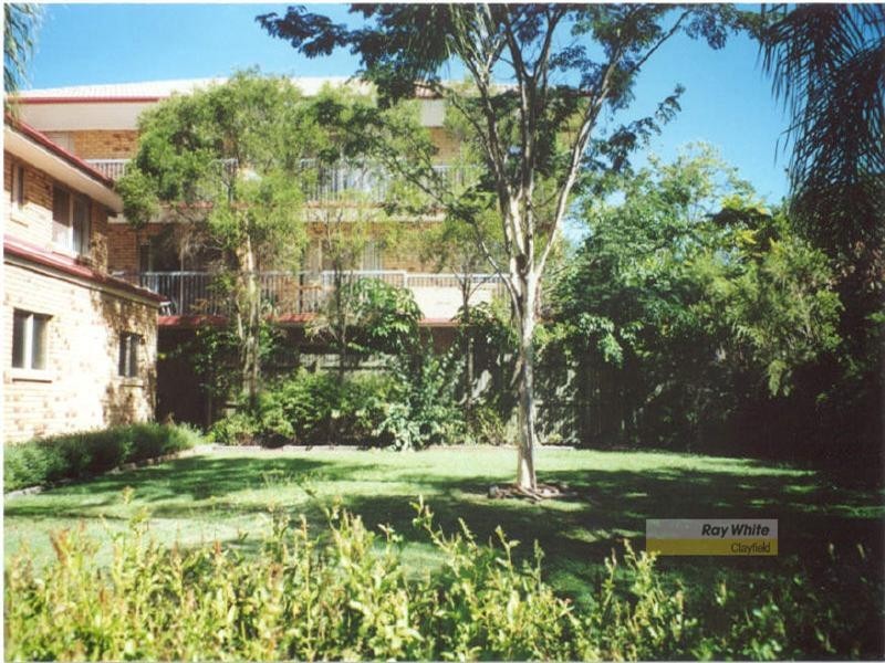 2/31 Collins Street, Clayfield QLD 4011