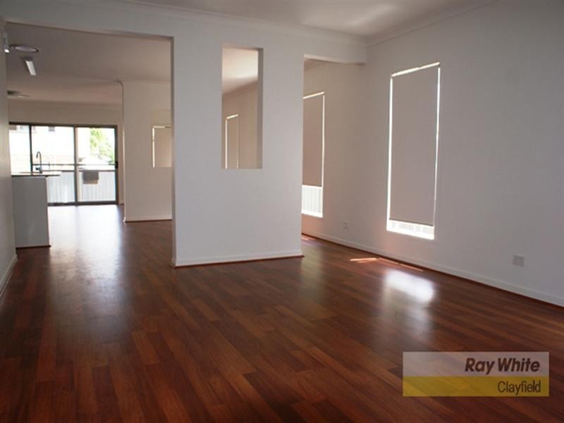 52 Ure Street, Hendra QLD 4011