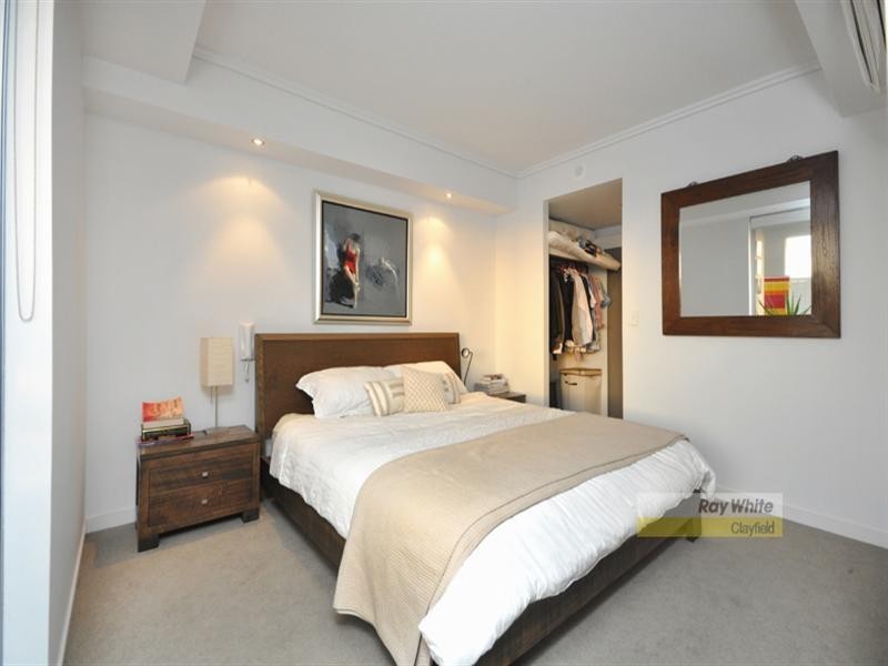 857/43 Hercules Street, Hamilton QLD 4007