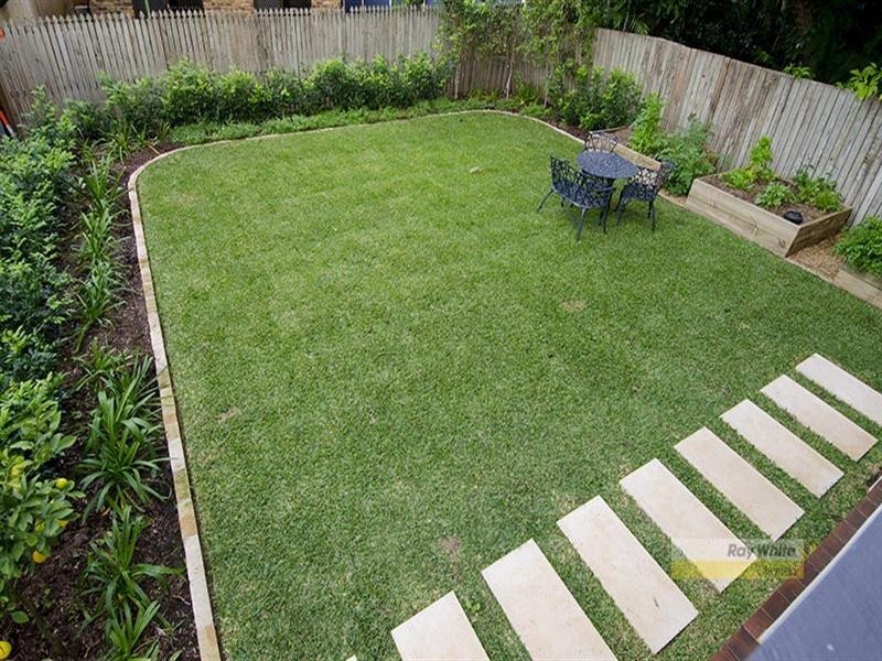 36 General Street, Hendra QLD 4011