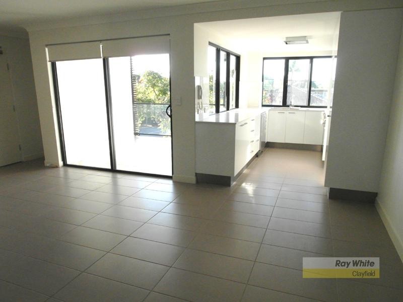 2/4 Garnet Street, Clayfield QLD 4011