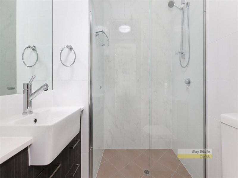 2/4 Garnet Street, Clayfield QLD 4011