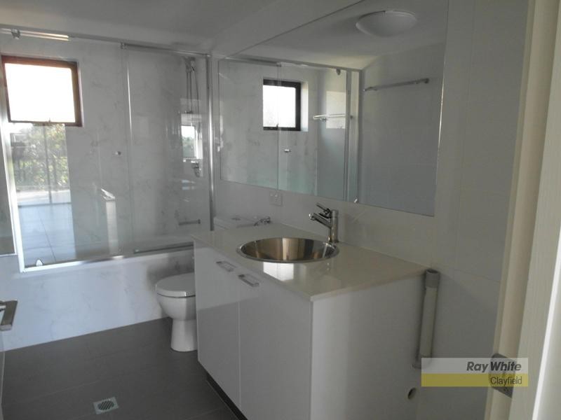 2/4 Garnet Street, Clayfield QLD 4011