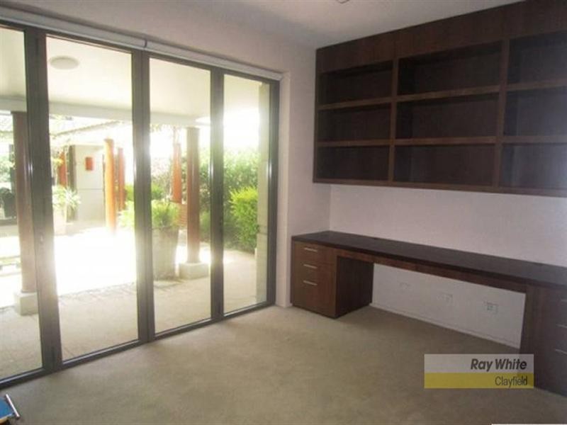 128 Windermere Road, Ascot QLD 4007