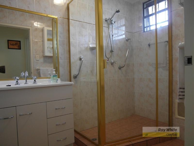 2/47 Collins Street, Clayfield QLD 4011