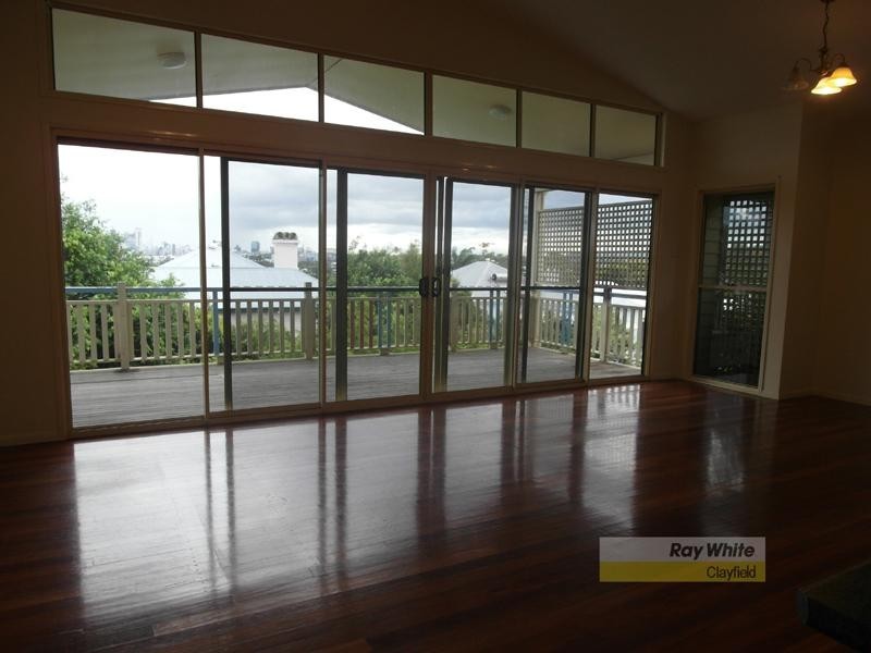 24 Merehaye Street, Wooloowin QLD 4030