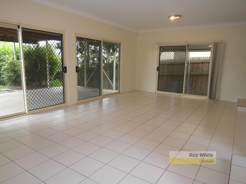 24 Merehaye Street, Wooloowin QLD 4030