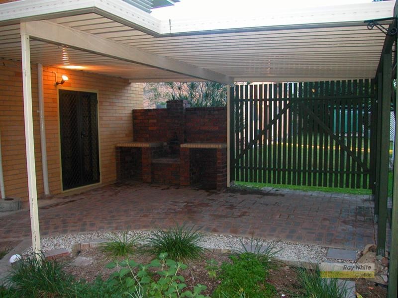 8 Crowndale Street, Wavell Heights QLD 4012