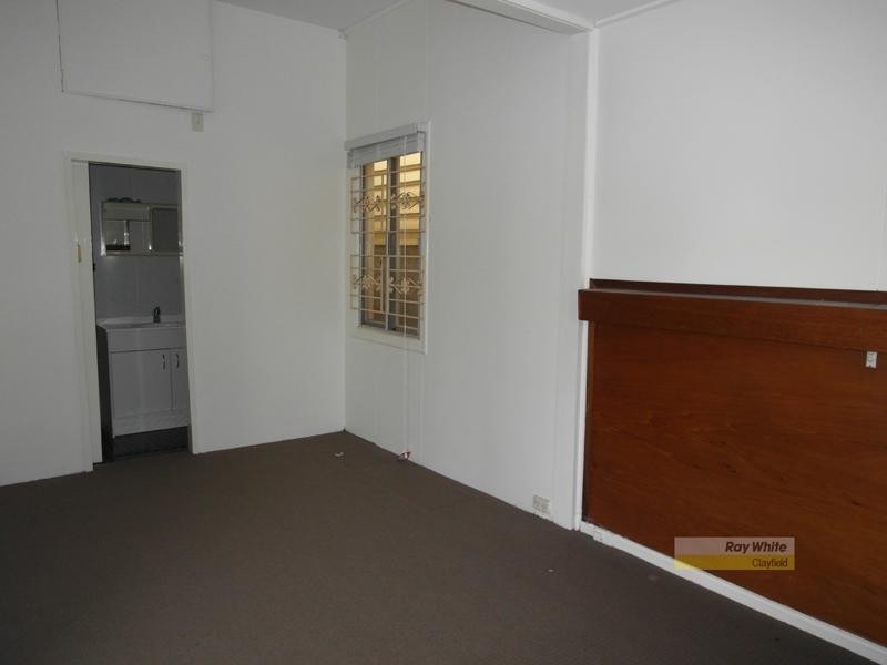 16 Rosemount Terrace, Windsor QLD 4030