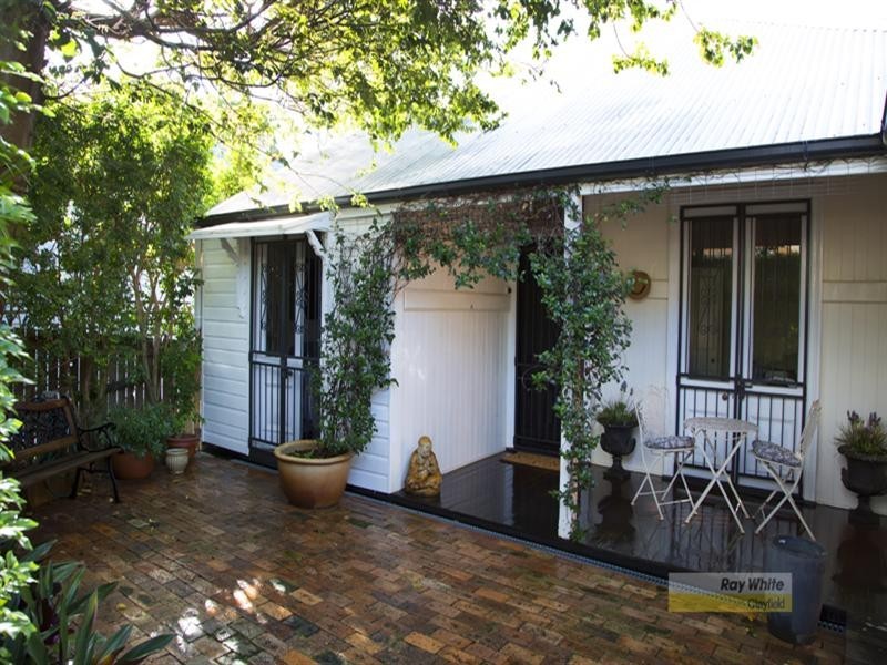 8 Upper Lancaster Road, Ascot QLD 4007