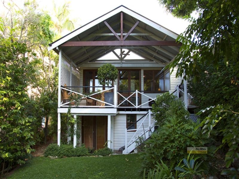 8 Upper Lancaster Road, Ascot QLD 4007