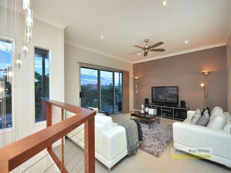 14 Lilley Street, Hendra QLD 4011