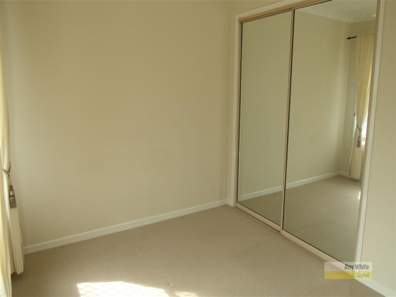 8/121 Allen Street, Hamilton QLD 4007