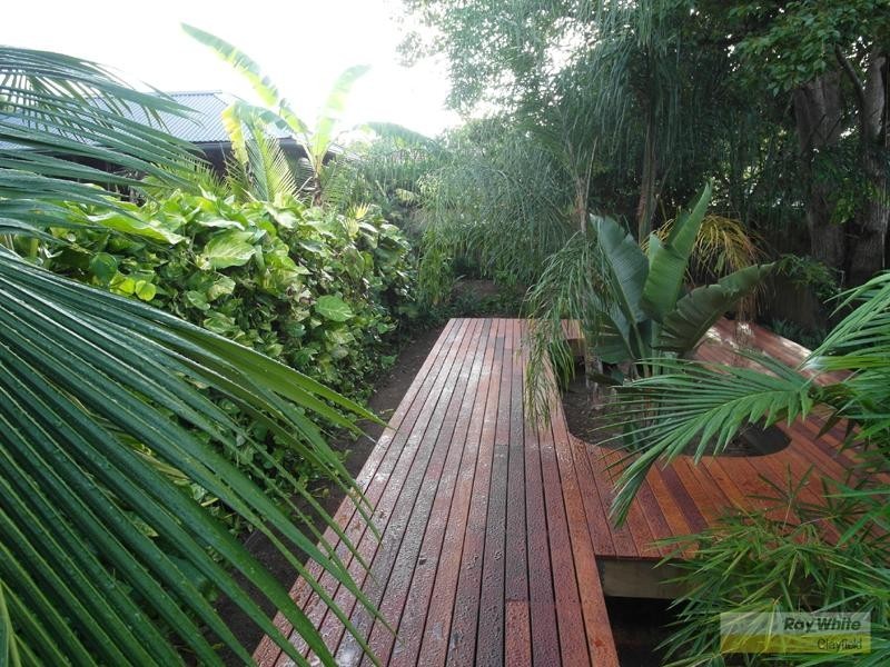 19 Morris Street, Wooloowin QLD 4030