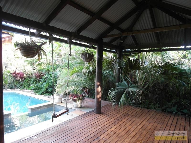 19 Morris Street, Wooloowin QLD 4030