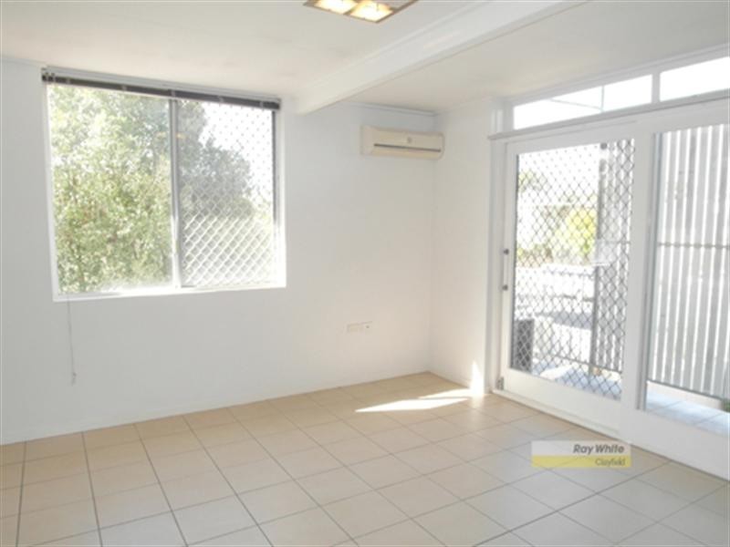 2/23 Brook Road, Wooloowin QLD 4030