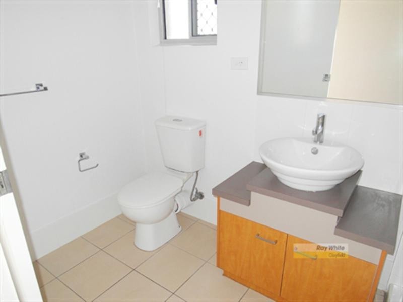 2/23 Brook Road, Wooloowin QLD 4030