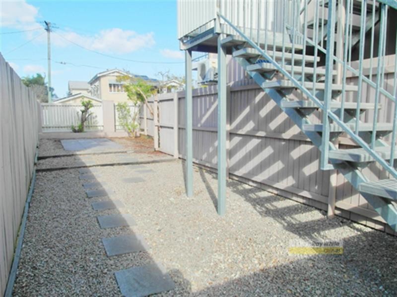 2/23 Brook Road, Wooloowin QLD 4030