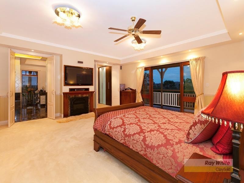 35 Woodview Street, Samford Valley QLD 4520