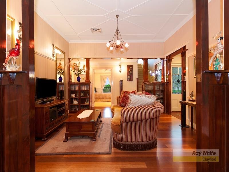 35 Woodview Street, Samford Valley QLD 4520