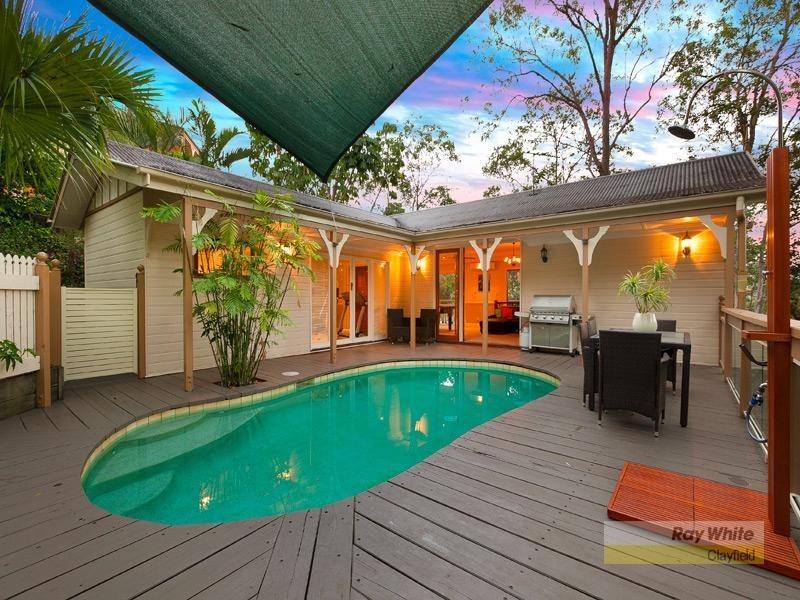 35 Woodview Street, Samford Valley QLD 4520