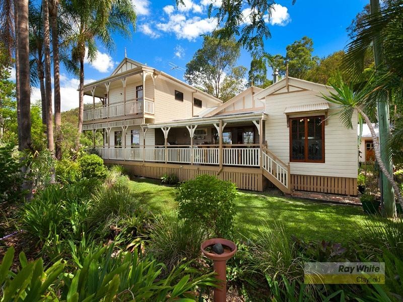 35 Woodview Street, Samford Valley QLD 4520
